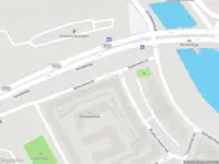 Ambulance met gepaste spoed naar de Spaansebocht in Rotterdam