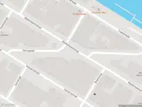 Ambulance met gepaste spoed naar de Haringkade in IJmuiden