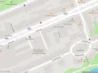 Ambulance met grote spoed naar de Vondelstraat in Amsterdam