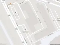 Ambulance met gepaste spoed naar de Olympiaweg in Rotterdam