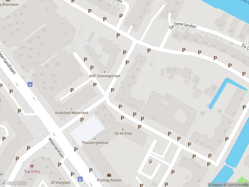 Ambulance met gepaste spoed naar de Jisperstraat in Purmerend