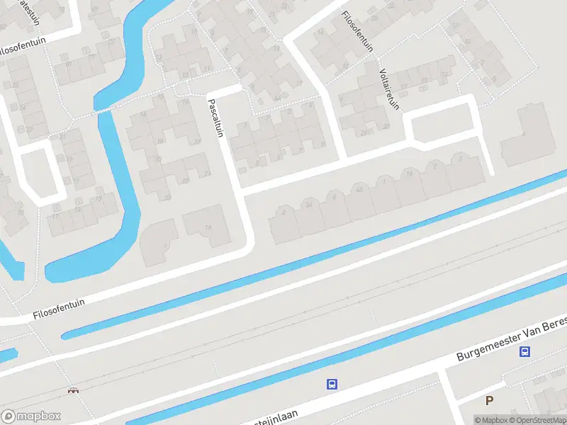 Ambulance met gepaste spoed naar de Filosofentuin in Capelle aan den IJssel