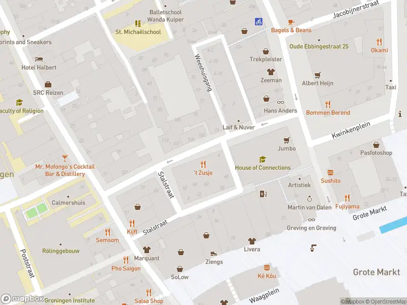 Brandweer met grote spoed naar de Rodeweeshuisstraat in Groningen