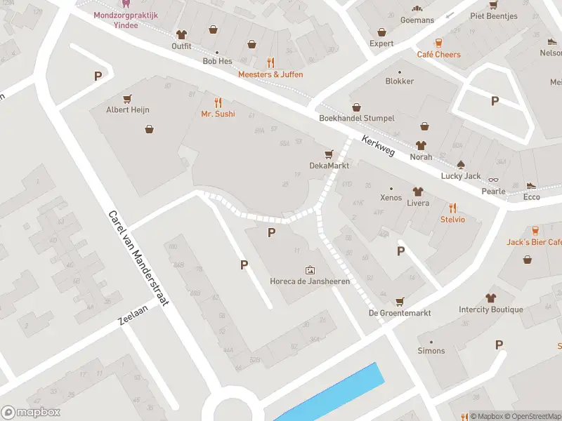 Ambulance met grote spoed naar de Maltezerplein in Heemskerk