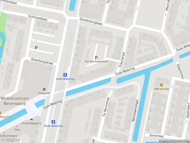 Ambulance met grote spoed naar de Hof van Zuilenstein in Rotterdam