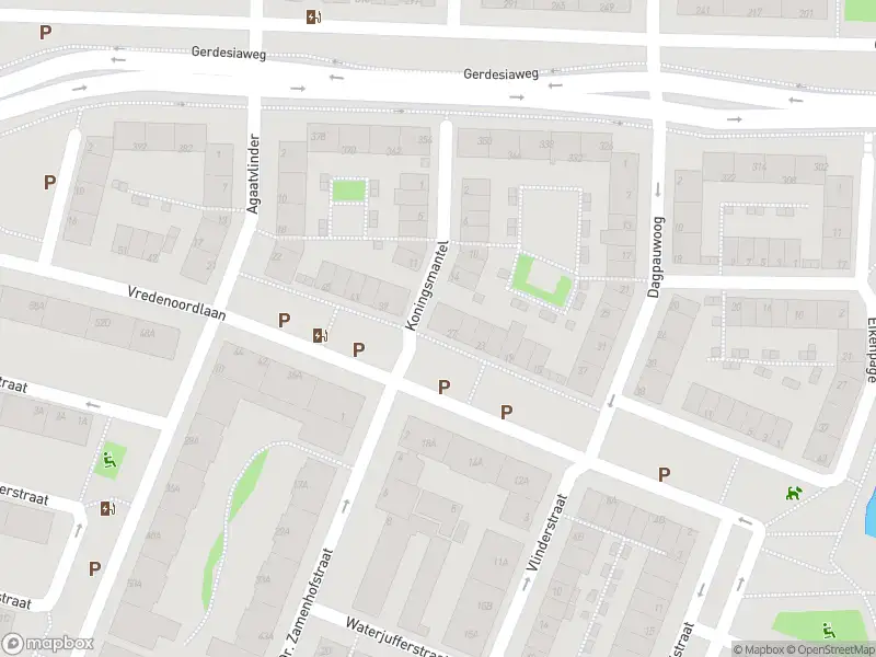 Ambulance met grote spoed naar de Vredenoordlaan in Rotterdam