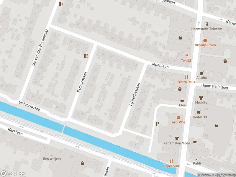 Ambulance met gepaste spoed naar de Binnenweg in Heemstede