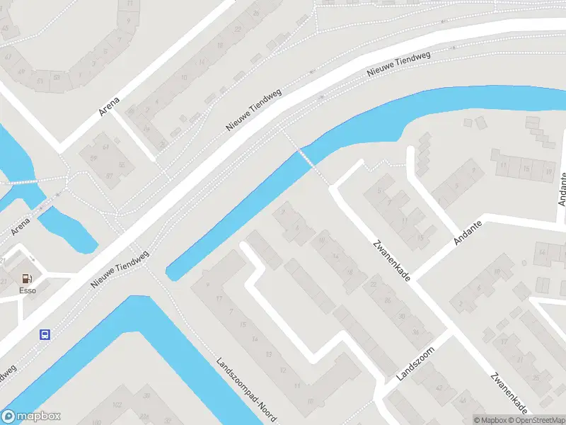 Ambulance met gepaste spoed naar de Zwanenkade in Krimpen aan den IJssel