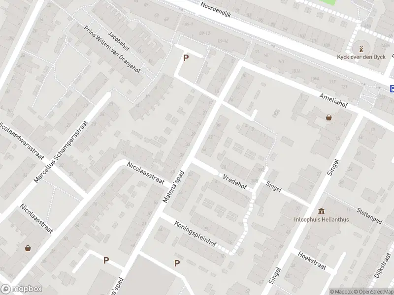 Ambulance met grote spoed naar de Matena'spad in Dordrecht