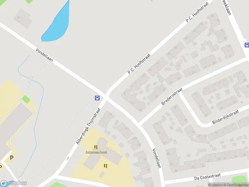 Brandweer met gepaste spoed naar de P.C. Hooftstraat in Arnhem