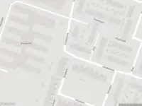 Ambulance met grote spoed naar de Schutwant in Hoogvliet Rotterdam