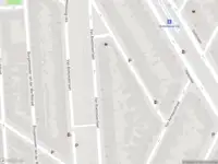 Ambulance met grote spoed naar de Van Egmondstraat in 's-Gravenhage