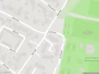 Brandweer met grote spoed naar de Carry-van-Bruggenhof in Laren vanwege reanimatie