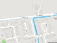 Ambulance met grote spoed naar de Burgemeester Korstanjestraat in Klaaswaal