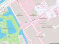 Ambulance met gepaste spoed naar de Einthovenweg in Leiden