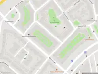 Ambulance met gepaste spoed naar de Spreeuwenpark in Amsterdam