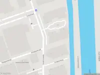 Ambulance met grote spoed naar de Innsbruckweg in Rotterdam