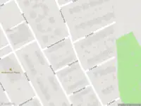 Brandweer met gepaste spoed naar de Laurierstraat in Heerlen vanwege een buitenbrand