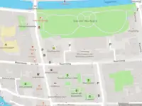 Ambulance met gepaste spoed naar de Doezastraat in Leiden