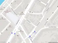 Ambulance met grote spoed naar de Tarbotstraat in 's-Gravenhage