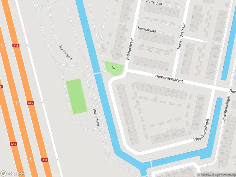 Ambulance met grote spoed naar de Wijenburgsingel in Rotterdam