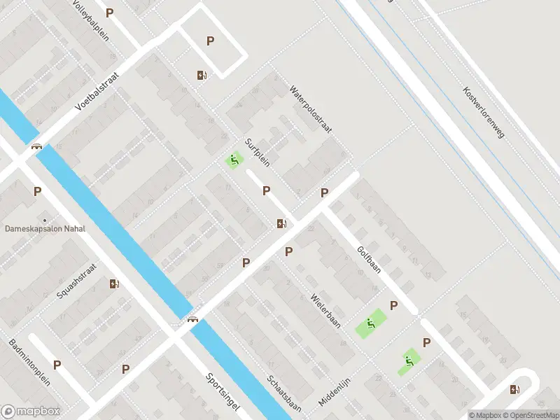 Ambulance met grote spoed naar de Surfplein in 's-Gravenhage