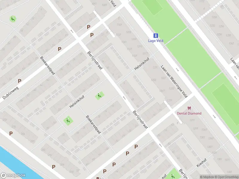 Ambulance met gepaste spoed naar de Berlijnstraat in 's-Gravenhage