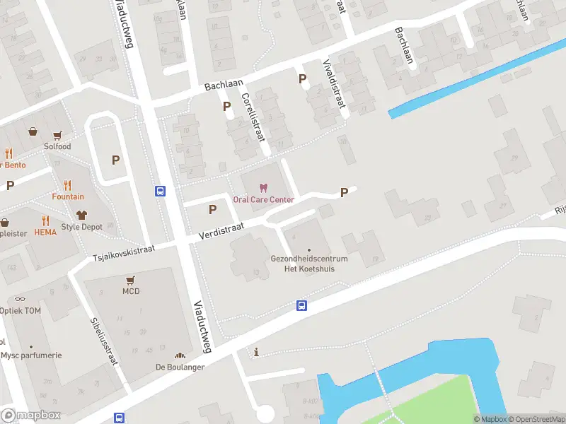 Ambulance met grote spoed naar de Verdistraat in Rhoon