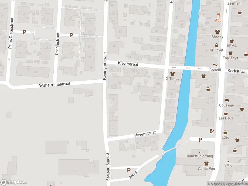 Ambulance met gepaste spoed naar de Koninginneweg in Numansdorp