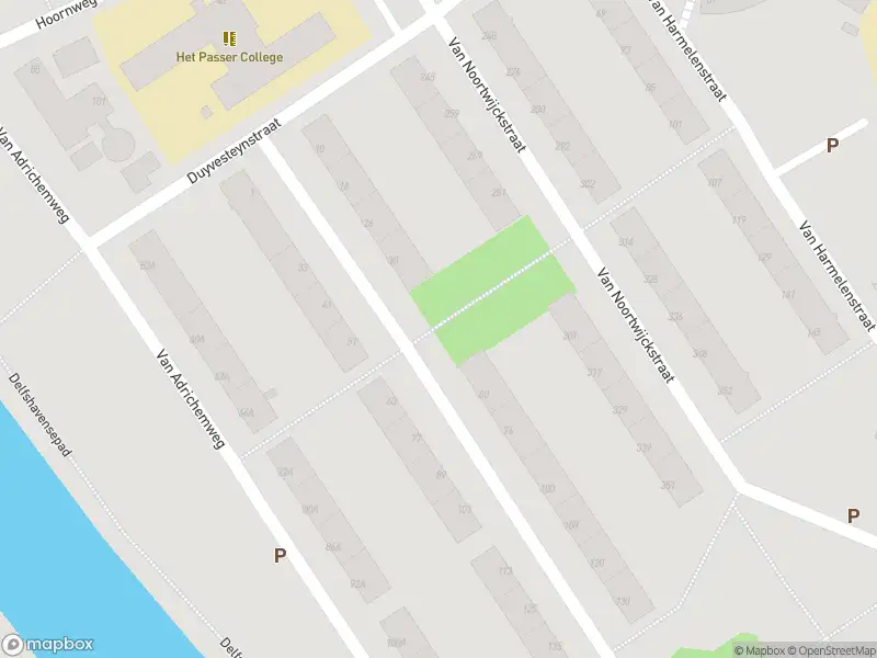 Ambulance met grote spoed naar de Lemkensstraat in Rotterdam