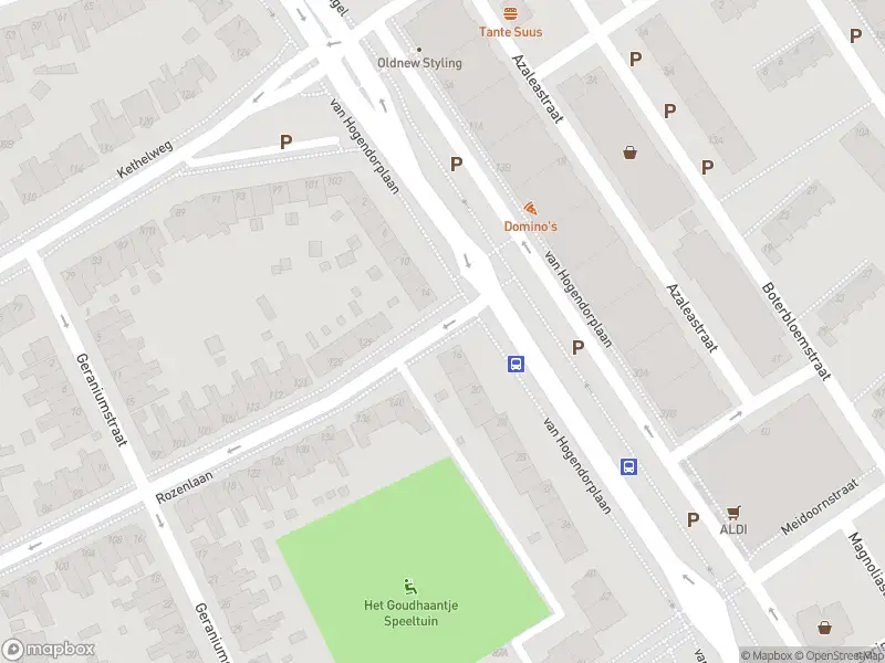 Ambulance met gepaste spoed naar de Van Hogendorplaan in Vlaardingen