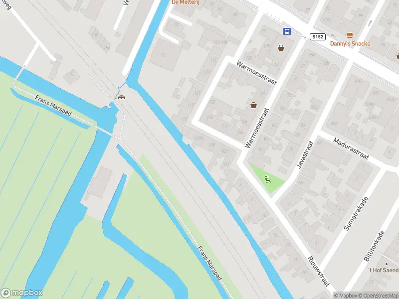 Brandweer met grote spoed naar de Celebesstraat in Wormerveer vanwege een buitenbrand