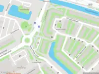 Ambulance met grote spoed naar de Anne Frankstraat in Diemen