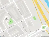 Ambulance met grote spoed naar de Sean MacBridestraat in Amsterdam