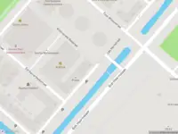 Ambulance met grote spoed naar de Leo Hornstraat in Amsterdam