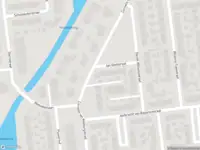 Ambulance met gepaste spoed naar de Jan Geelstraat in Hellevoetsluis