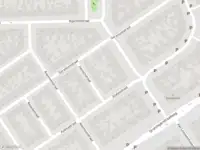 Brandweer met grote spoed naar de Dahliastraat in Leeuwarden vanwege gebouwbrand