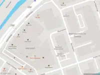 Ambulance met gepaste spoed naar de Keurenplein in Amsterdam