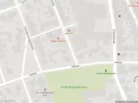 Ambulance met gepaste spoed naar de Secretaris Nijghstraat in Middelharnis