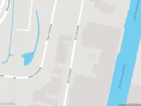 Ambulance met gepaste spoed naar de Gerrit Bolkade in Zaandam