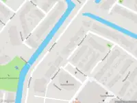 Ambulance met gepaste spoed naar de Maaskant-erf in Dordrecht