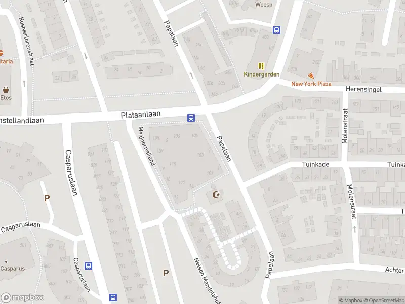 Brandweer met gepaste spoed naar de Meidoorneiland in Weesp vanwege een liftopsluiting