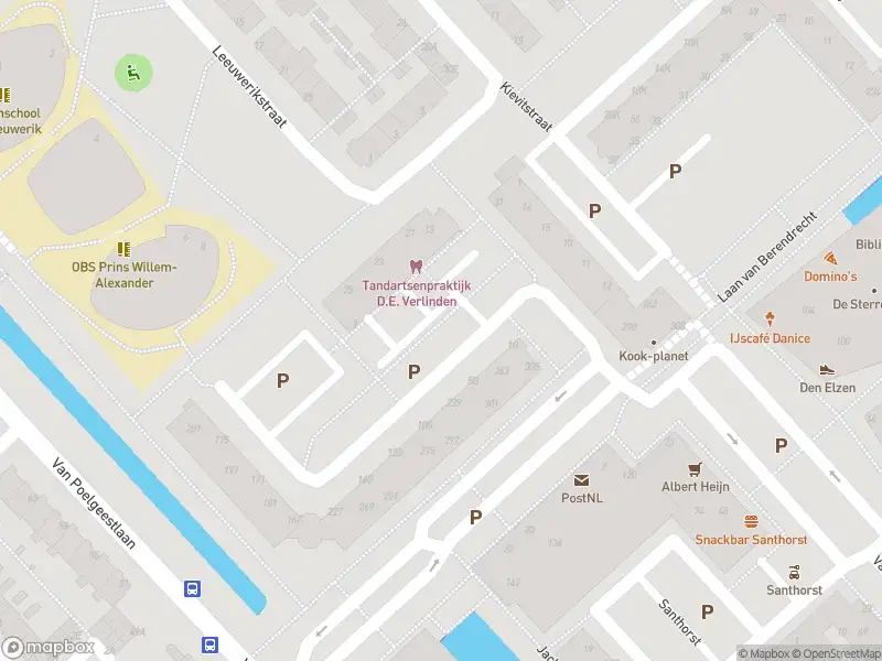 Ambulance met gepaste spoed naar de Kwikstaartplein in Leiderdorp