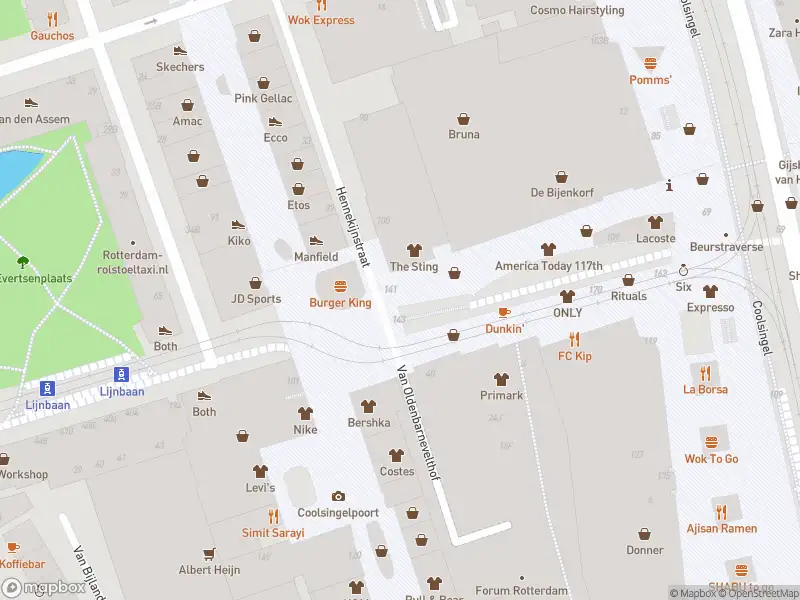 Ambulance met gepaste spoed naar de Van Oldenbarneveltplaats in Rotterdam