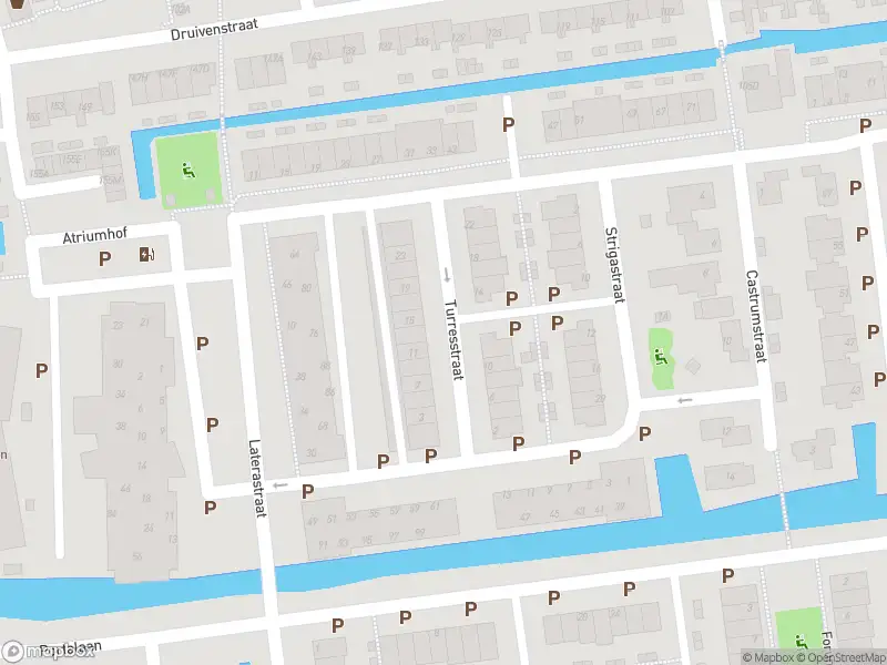 Ambulance met grote spoed naar de Strigastraat in Naaldwijk