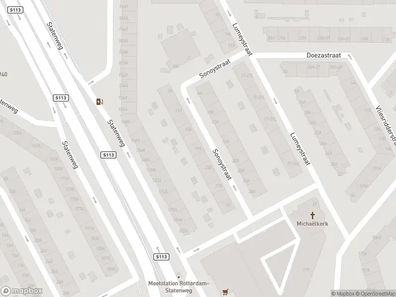 Ambulance met gepaste spoed naar de Sonoystraat in Rotterdam