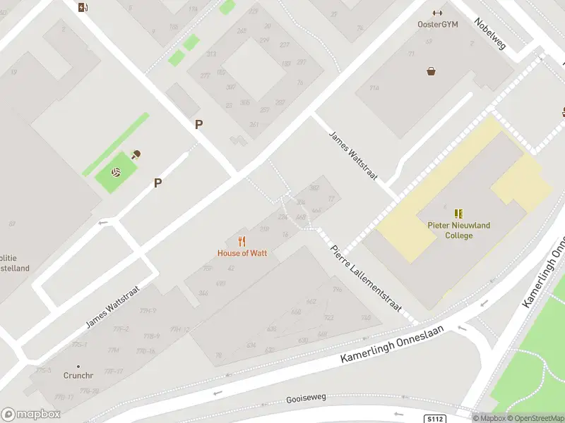 Ambulance met gepaste spoed naar de Pierre Lallementstraat in Amsterdam