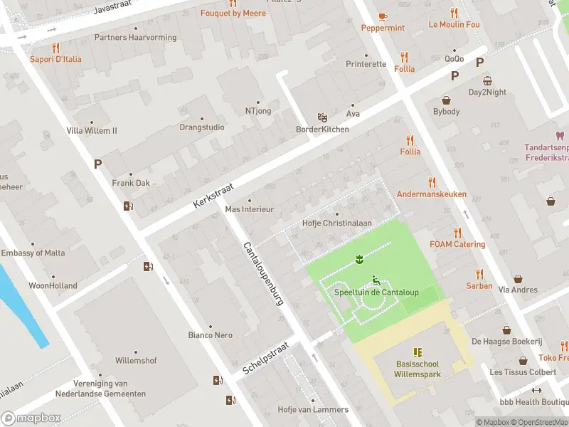 Ambulance met grote spoed naar de Christinalaan in 's-Gravenhage