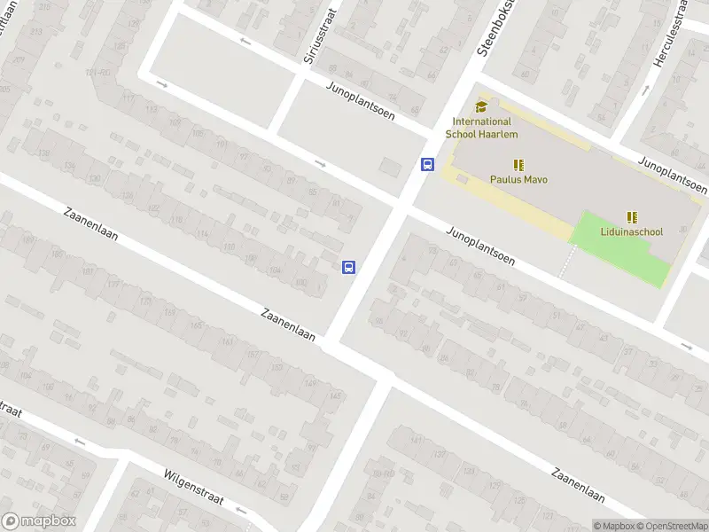 Ambulance met gepaste spoed naar de Meteorenstraat in Haarlem