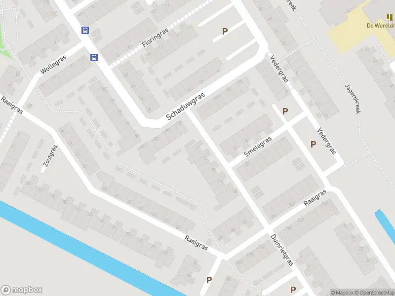 Ambulance met grote spoed naar de Duinrietgras in Spijkenisse